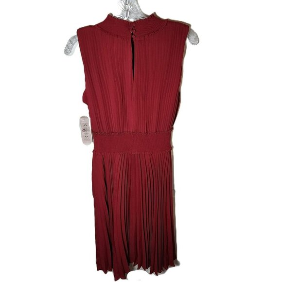 NWT‎ Nanette Lepore Dress Size 6 Moroccan Rose Pleated Midi Sleeveless High Neck - Picture 9 of 16